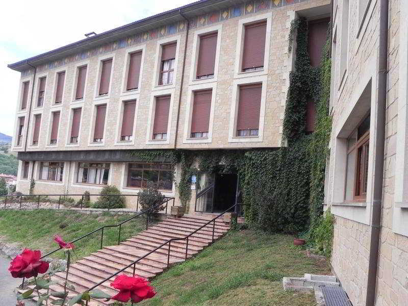 Los Acebos Arriondas Exterior foto